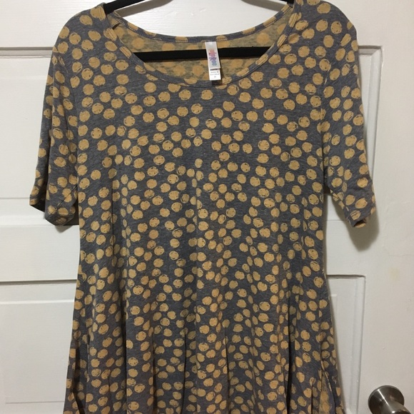 LulaRoe Perfect Tee - Picture 1 of 3